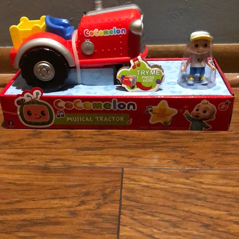 BRAND NEW COCOMELON TRACTOR MUSIC! NIB! SMOKE FREE HOME! - Picture 4 of 4